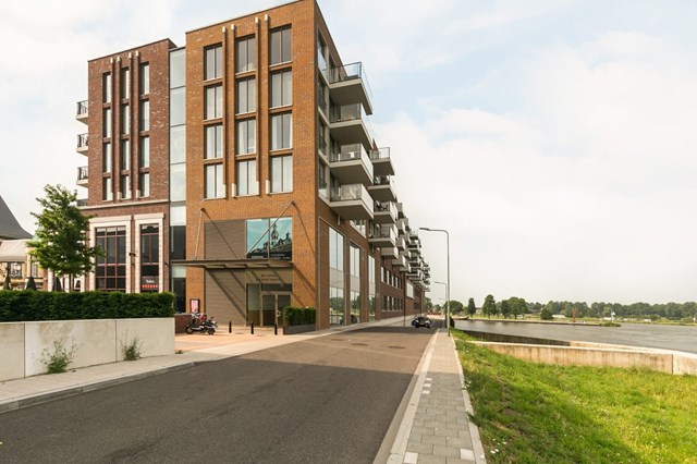 Foto 1: Roermond - Maashaven - Foto 1