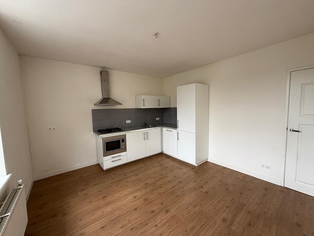Foto 2: Amsterdam - Balboastraat - Foto 2