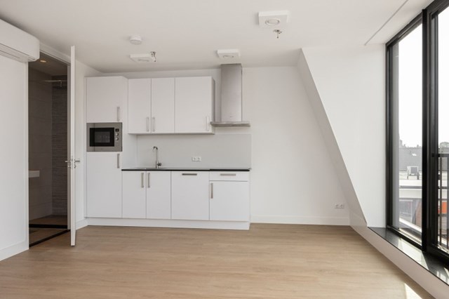 Foto 3: Brummen - Ambachtstraat - Foto 3