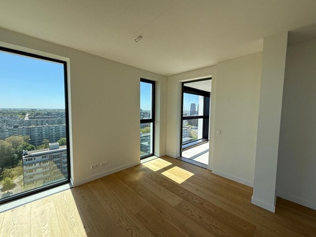 Foto 4: Amsterdam - Bijlmerplein - Foto 4