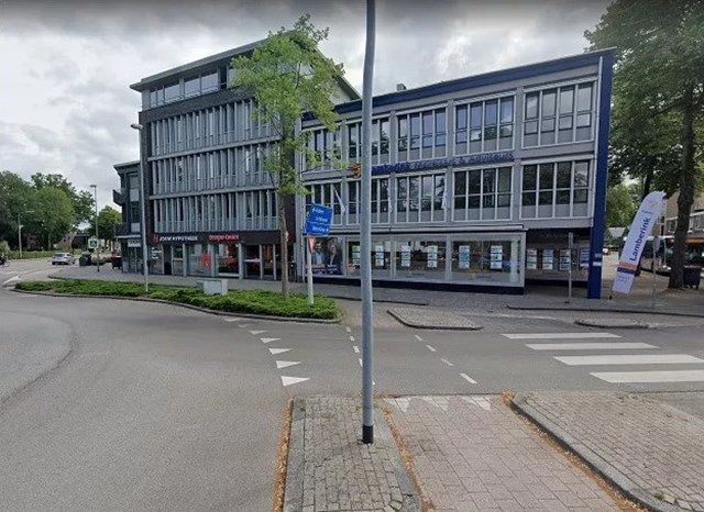 Foto 2: Emmen - Hoofdstraat - Foto 2