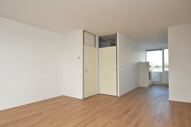 Foto 3: Naarden - Lambertus Hortensiuslaan - Foto 3