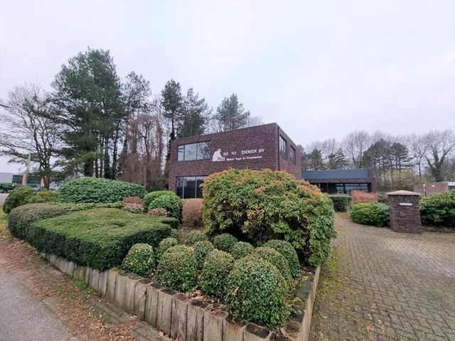Foto 1: Emmen - Handelsweg - Foto 1