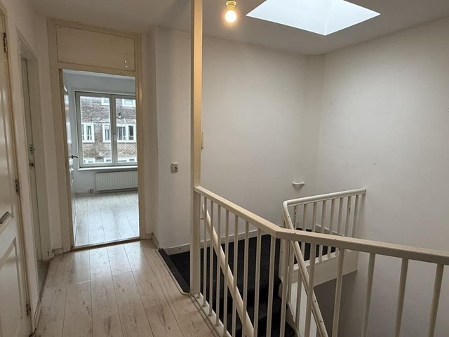 Foto 2: Amsterdam - Van Speijkstraat - Foto 2