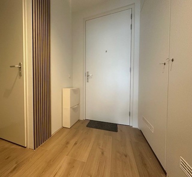 Foto 4: Schiedam - Stationsplein - Foto 4