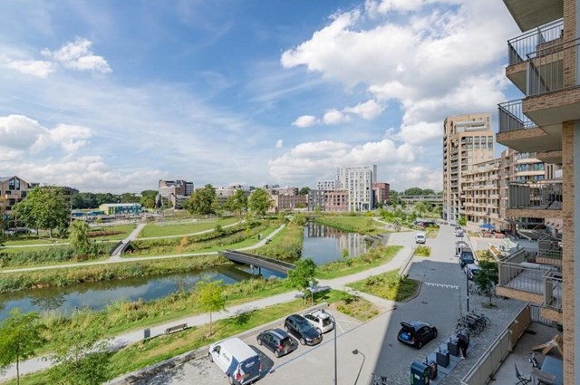 Foto 6: Diemen - Jan Wolkerslaan - Foto 6