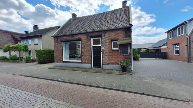 Foto 2: Nieuwkuijk - Onsenoortsestraat - Foto 2