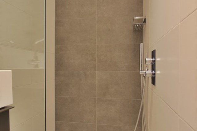 Foto 2: Amsterdam - Groenburgwal - Foto 2