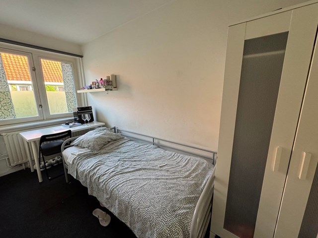 Foto 2: Eindhoven - Korenbloemstraat - Foto 2