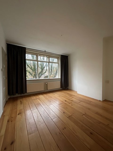 Foto 3: Arnhem - Van Oldenbarneveldtstraat - Foto 3