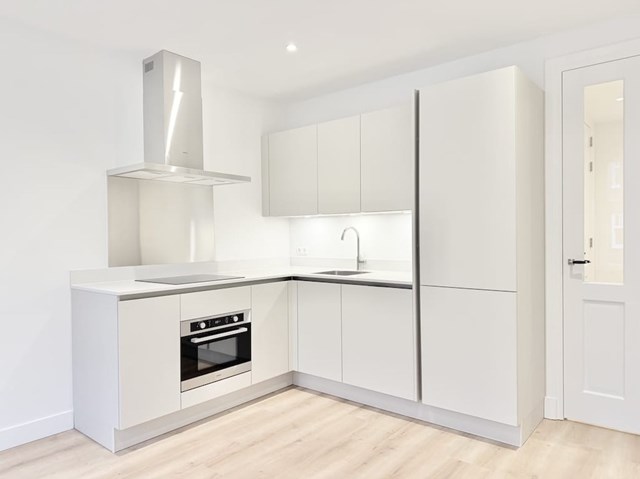 Foto 3: Amsterdam - Van Spilbergenstraat - Foto 3