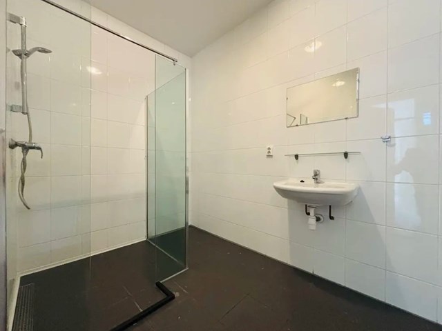 Foto 6: Den Haag - Wingerdstraat - Foto 6