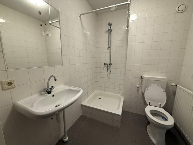 Foto 7: Groningen - Akerkhof - Foto 7