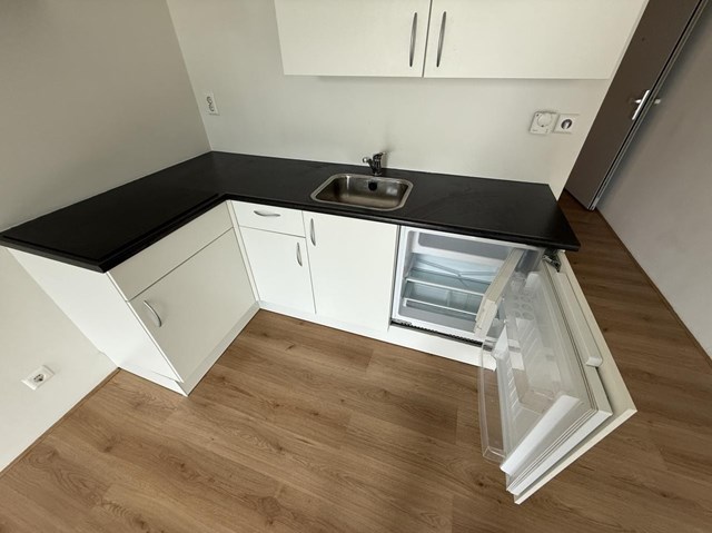 Foto 3: Amsterdam - Elizabeth Cady Stantonplein - Foto 3