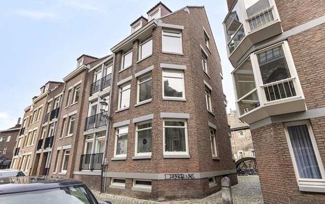 Foto 2: Maastricht - Bisschopsmolengang - Foto 2