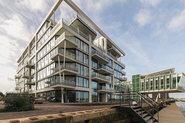 Foto 1: Amsterdam - Zeeburgerkade - Foto 1