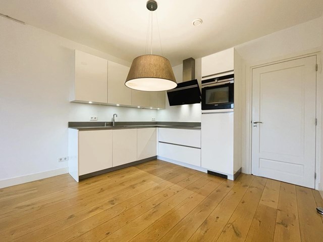 Foto 5: Amsterdam - Wouwermanstraat - Foto 5