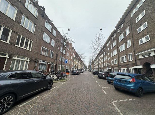 Foto 2: Amsterdam - Van Speijkstraat - Foto 2