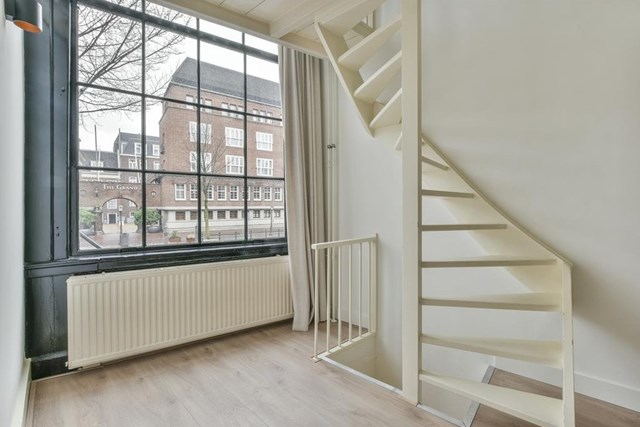 Foto 4: Amsterdam - Oudezijds Voorburgwal - Foto 4