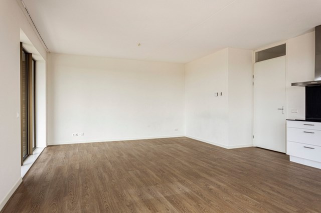 Foto 5: Diemen - Jan Wolkerslaan - Foto 5