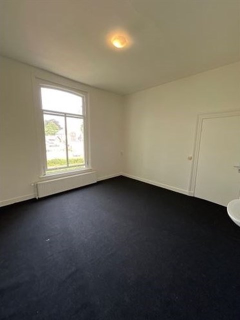 Foto 6: Velp (GE) - Zuider Parallelweg - Foto 6