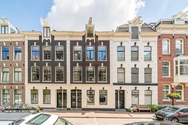 Foto 1: Amsterdam - Reyer Anslostraat - Foto 1