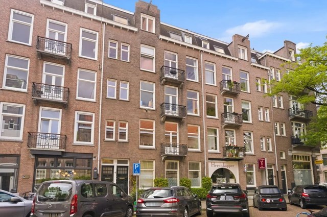 Foto 2: Amsterdam - Pieter Baststraat - Foto 2