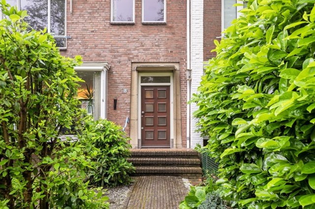 Foto 3: Eindhoven - St Claralaan - Foto 3