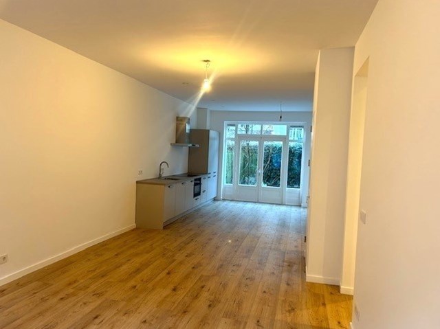 Foto 3: Amsterdam - Haarlemmermeerstraat - Foto 3