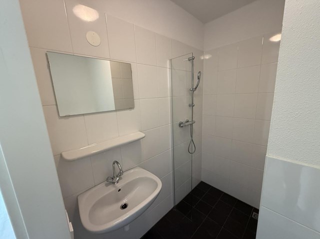 Foto 6: Amsterdam - August Allebeplein - Foto 6