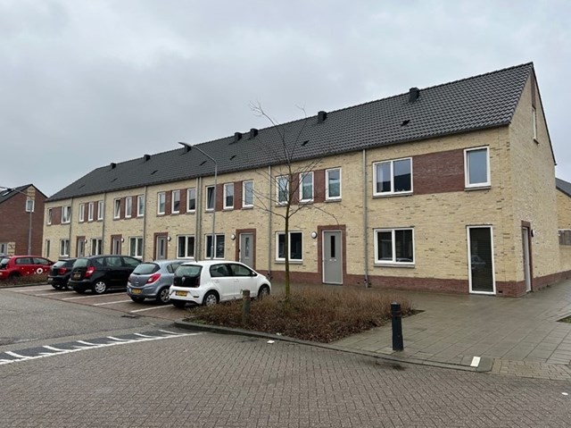 Foto 1: Venlo - Bisschop Hoensbroeckstraat - Foto 1