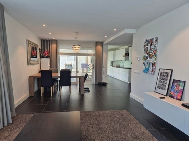 Foto 4: Vught - Jan van Galenstraat - Foto 4