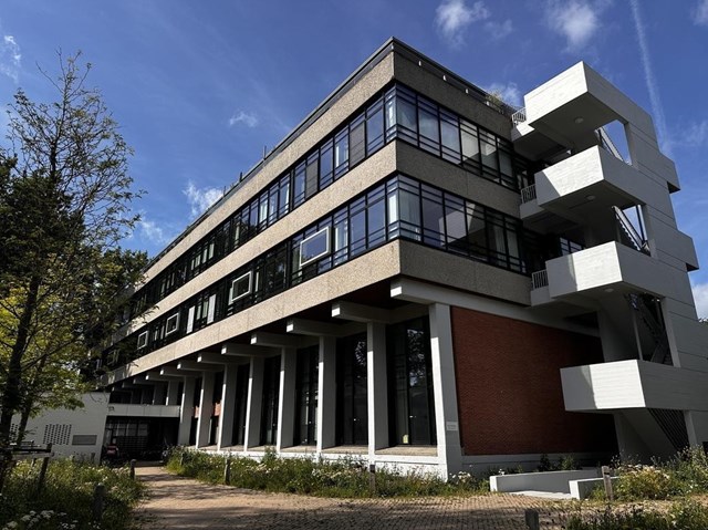 Foto 1: Groningen - Van Schendelstraat - Foto 1