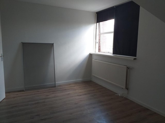 Foto 4: Tilburg - Megenstraat - Foto 4