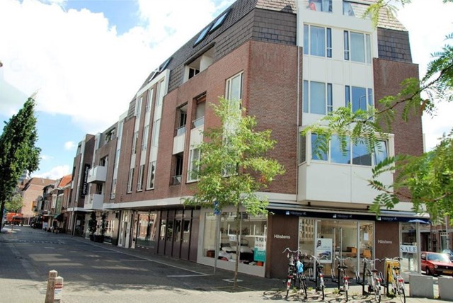 Foto 1: Eindhoven - Kleine Berg - Foto 1