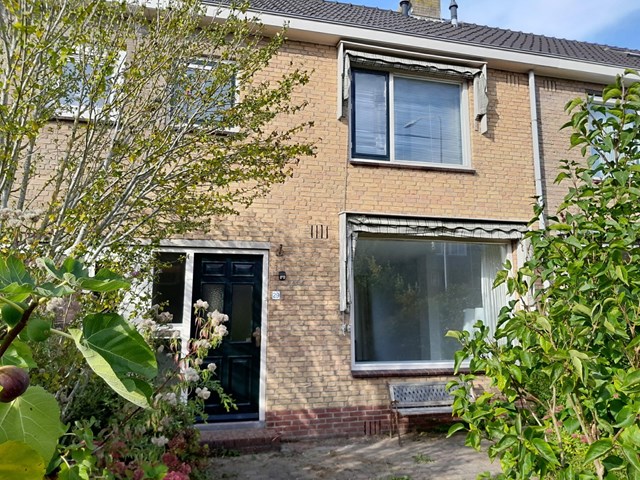 Foto 3: Zaandam - Vincent van Goghweg - Foto 3