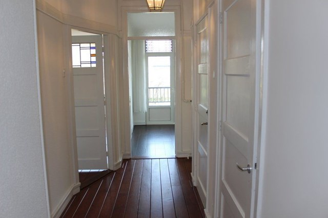 Foto 5: Den Haag - Carel Reinierszkade - Foto 5