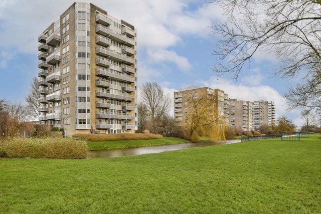 Foto 1: Amstelveen - Rosa Spierlaan - Foto 1