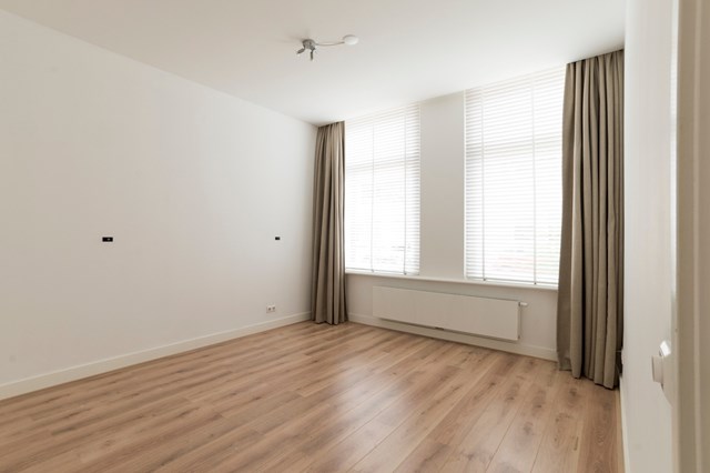 Foto 5: Amsterdam - Van Ostadestraat - Foto 5