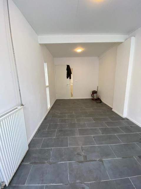 Foto 7: Leeuwarden - Oeverstraat - Foto 7