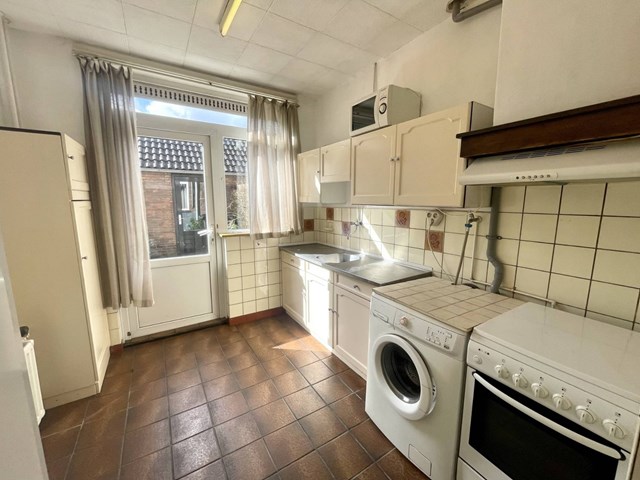 Foto 5: Roosendaal - Esdoornlaan - Foto 5