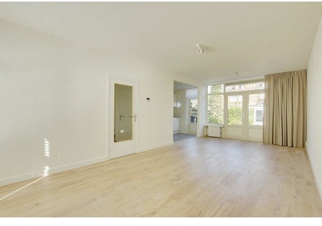 Foto 1: Amstelveen - Eleanor Rooseveltlaan - Foto 1