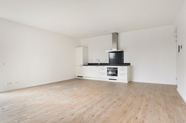 Foto 4: Diemen - Karel Appelhof - Foto 4