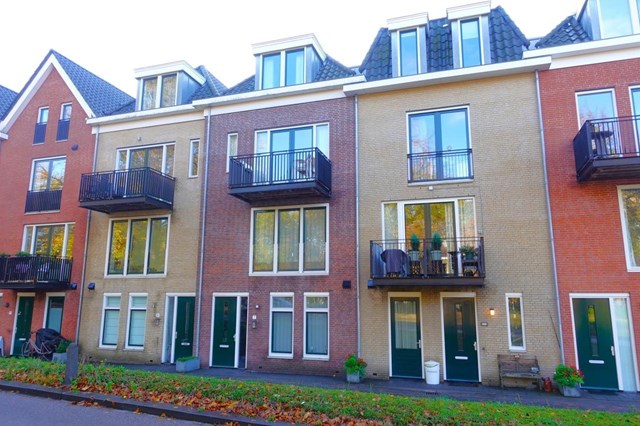 Foto 1: Woerden - Jan de Bakkerstraat - Foto 1