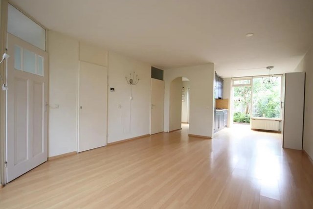 Foto 1: Houten - Kemphaanweide - Foto 1