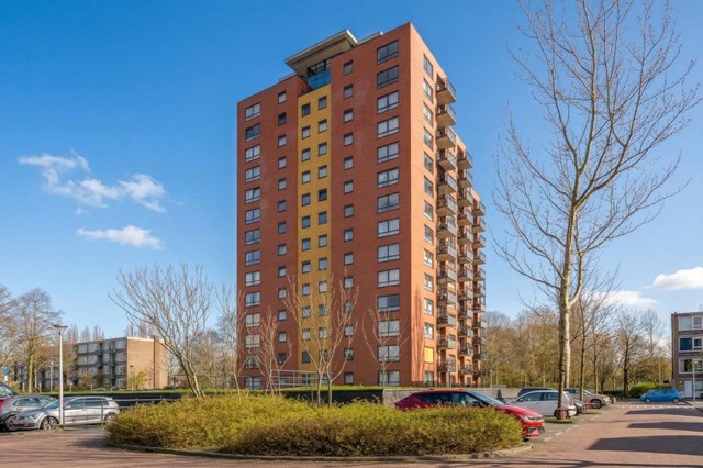 Foto 1: Amstelveen - Fluweelboomlaan - Foto 1
