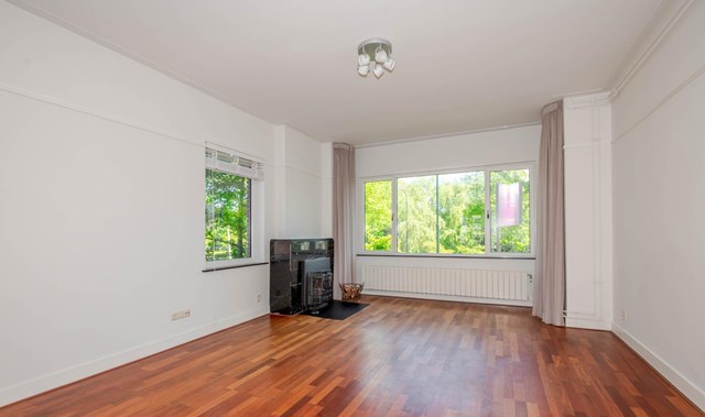 Foto 4: Voorburg - Laan van Nieuw Oosteinde - Foto 4