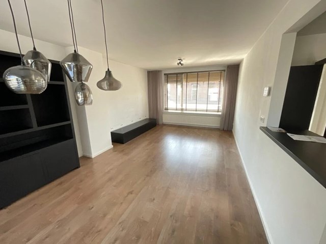 Foto 4: Velddriel - Voorstraat - Foto 4