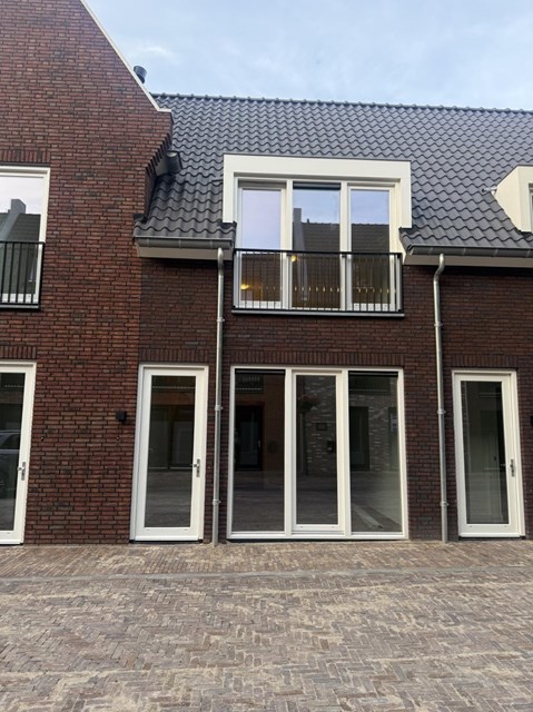 Foto 1: Best - St Odulphusstraat - Foto 1