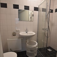 Sittard, Plakstraat, zelfstandige studio - foto 4